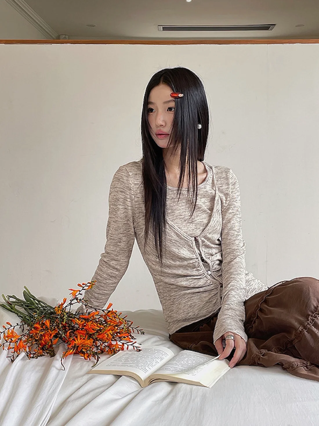 

Slim Fit Long Sve round Ne Base irt Inner Wear Women's Top Elastic Knitted Cotton Polyester Blend Sweat ng