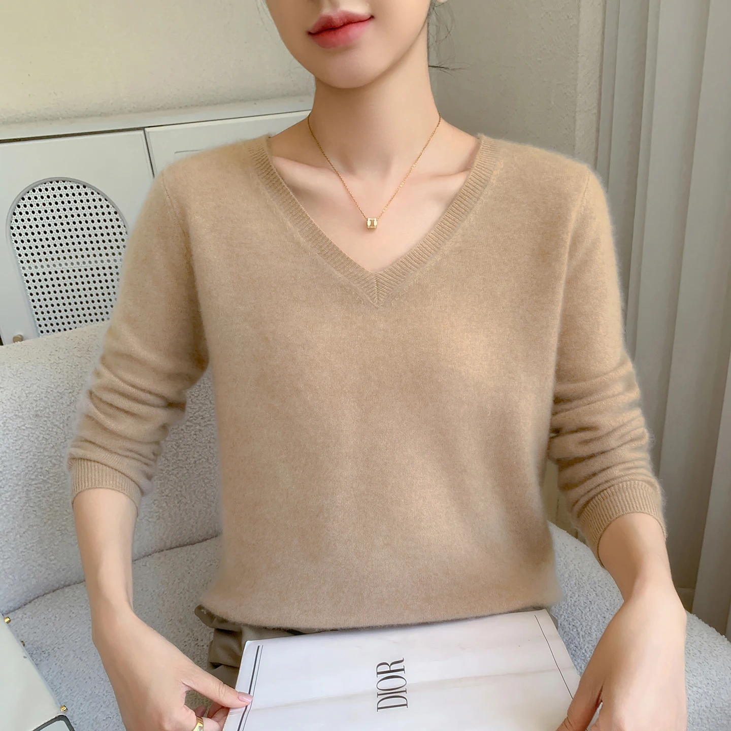 

Осенне-зимний женский пуловер, свитер из 100% кашемира, повседневный вязаный свитер, свободный топ с v-образным вырезом, базовая универсальная рубашка