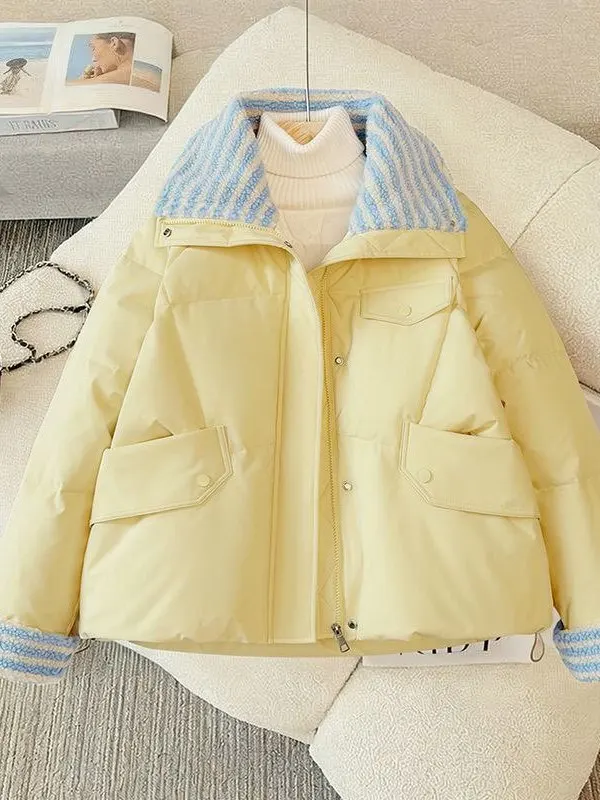 

Женская утепленная куртка-пуховик свободного кроя, зимнее пальто из хлопка с наполнителем из искусственного пуха, верхняя одежда в корейском стиле 2026, с отделкой из меха ягненка