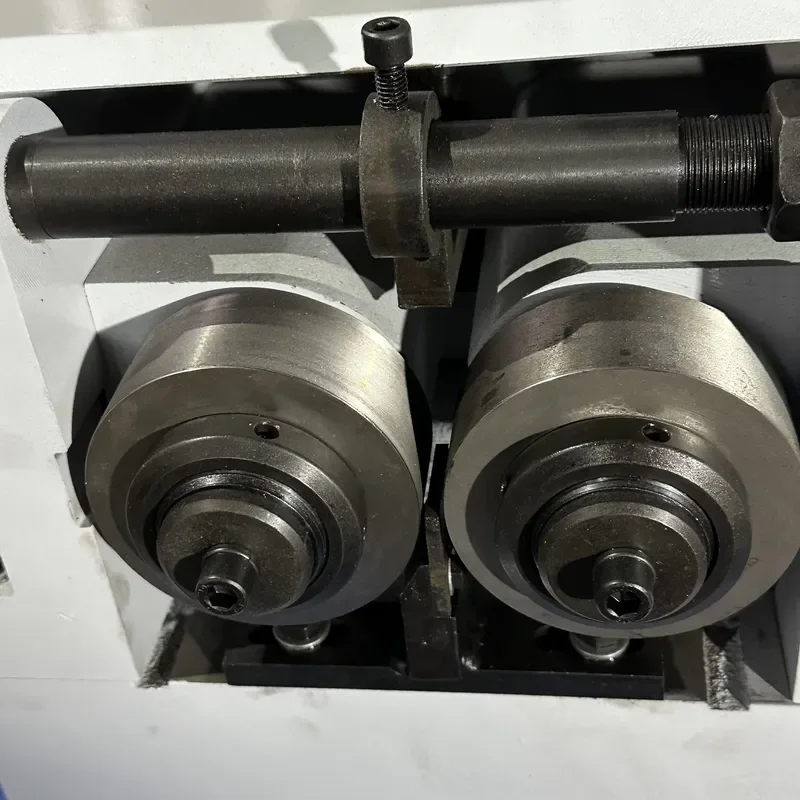 High-efficiency Hydraulic Electric Automatic Steel Bolt Threading Machine M3-M20 Thread Range for Steel Pins Copper Parts