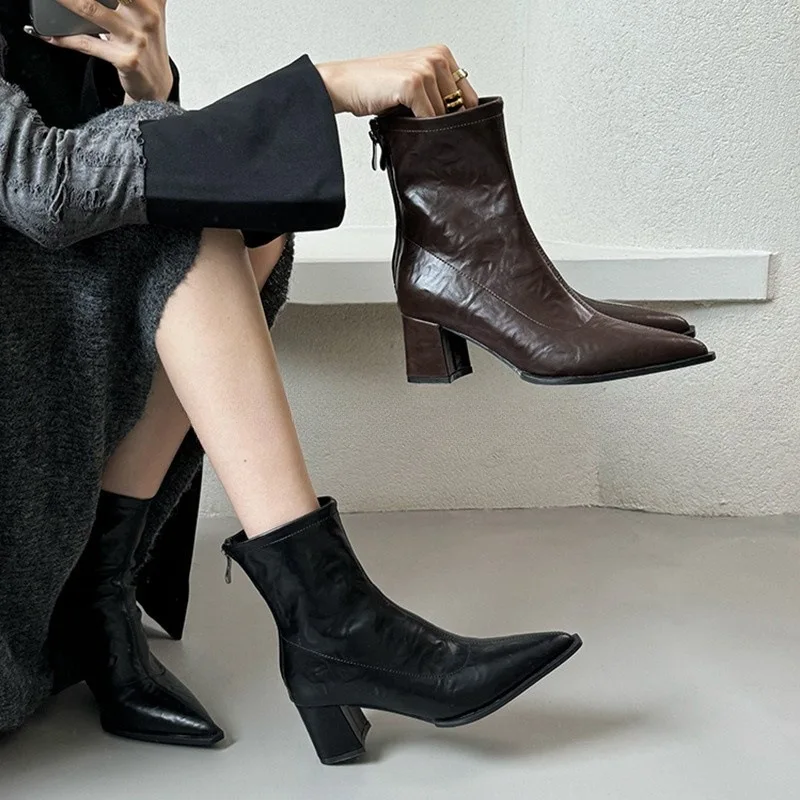 

Pointed Toe Short Boots Women's 2024 New Autumn Winter High Heel Thick Heel Design Slim Fit Boots Korean Style Summer