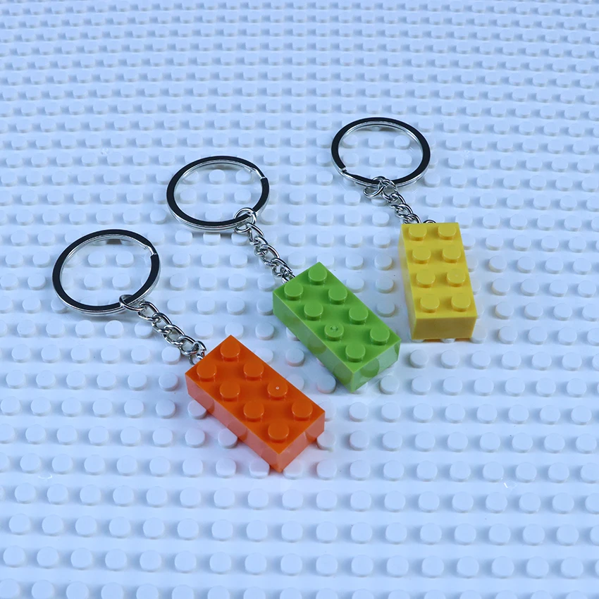 Bricks 2x2 2x3 2x4 2x6 1x4 1x6 Key Chain Building Block Toy For Children Christmas Gift Keychain 14 Colors 3010 3009 3003 3001