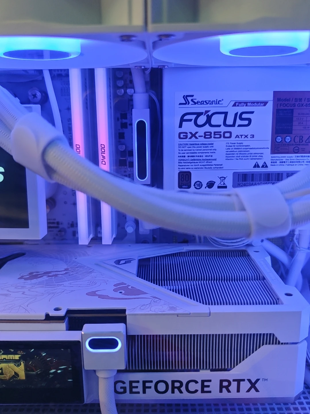 สายต่อเมนบอร์ด AIJS ATX24Pin Right Out,18AWG 90 °   สายเชื่อมต่อแบบมุมฉาก, ARGB 5V 3Pin ตัวผู้-ตัวเมีย