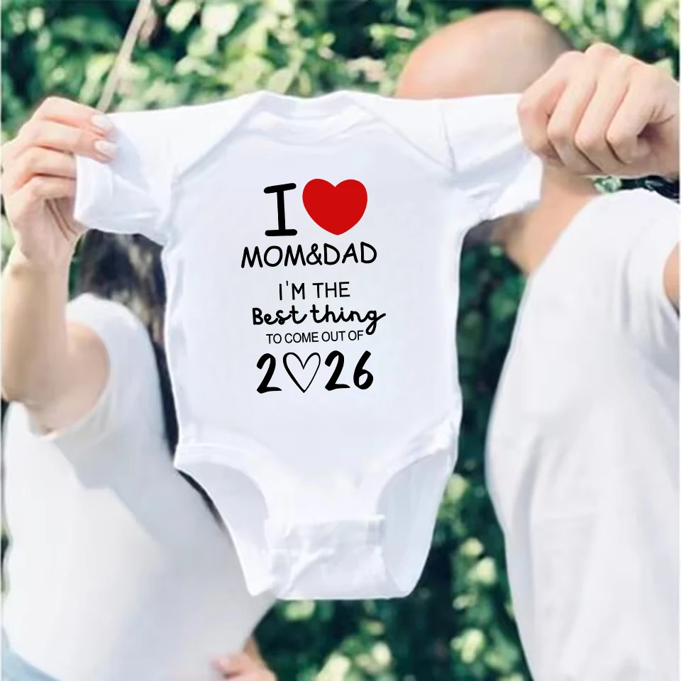 I LOVE MOM & DAD I'm The Best Thing 2026 Print Baby Bodysuit Newborn Summer Jumpsuit Outfit Infant Short Sleeve Romper Clothes