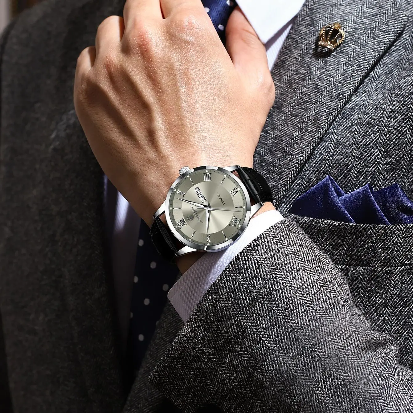 POEDAGAR Luxus Mode herren Quarzuhr Wasserdicht Leucht Datum Woche Mann Uhr Einfache Leder Business Uhren Für Männer Reloj