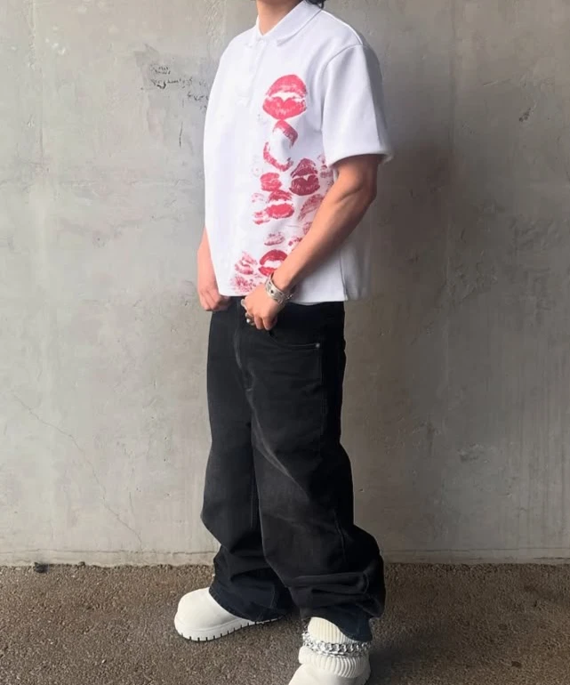 الصيف المتخصصة الشارع الهيب هوب الفن الرجعية الحنون قبلة شفاه حمراء مطبوعة القطن قميص بولو غير رسمي الرجال فضفاض الملابس اليومية زوجين