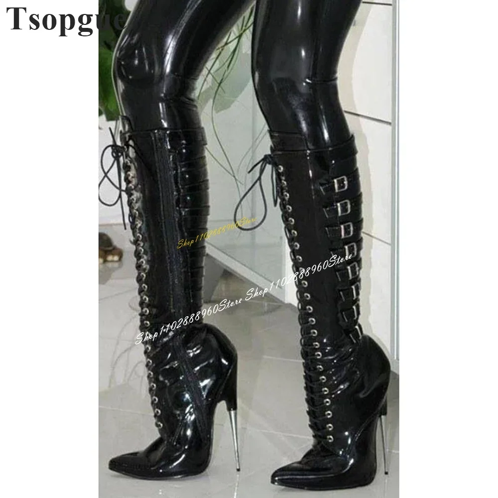 Stivali da cavaliere neri con cinturino con fibbia alta al ginocchio Stivali da cavaliere con tacco in metallo Scarpe da donna con tacco alto Cerniera laterale Scarpe da festa casual a punta