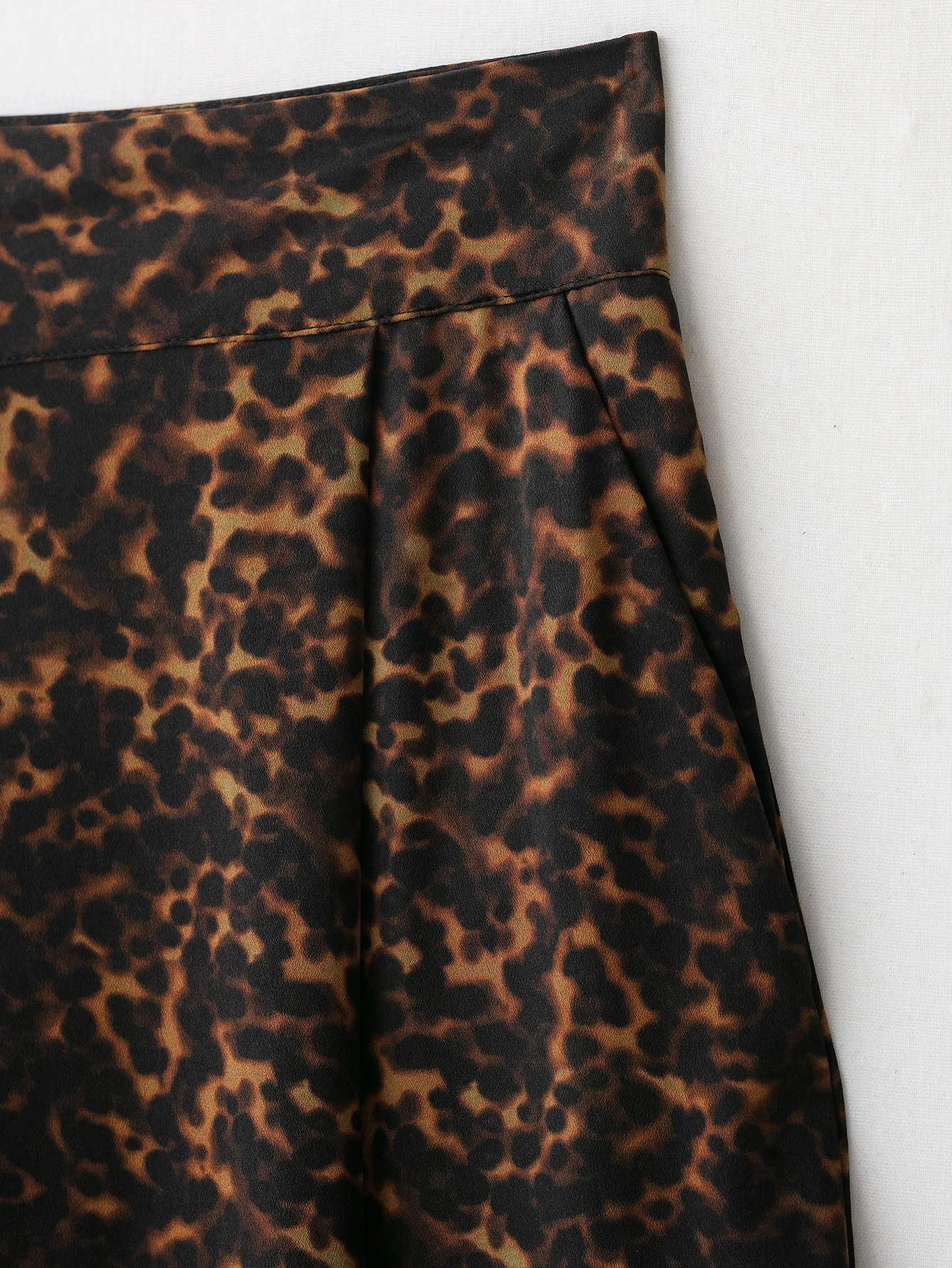 Femmes taille haute pantalon à jambes larges Animal Camflouge imprimé pantalon décontracté femme coupe ample confortable automne hiver pantalons longs