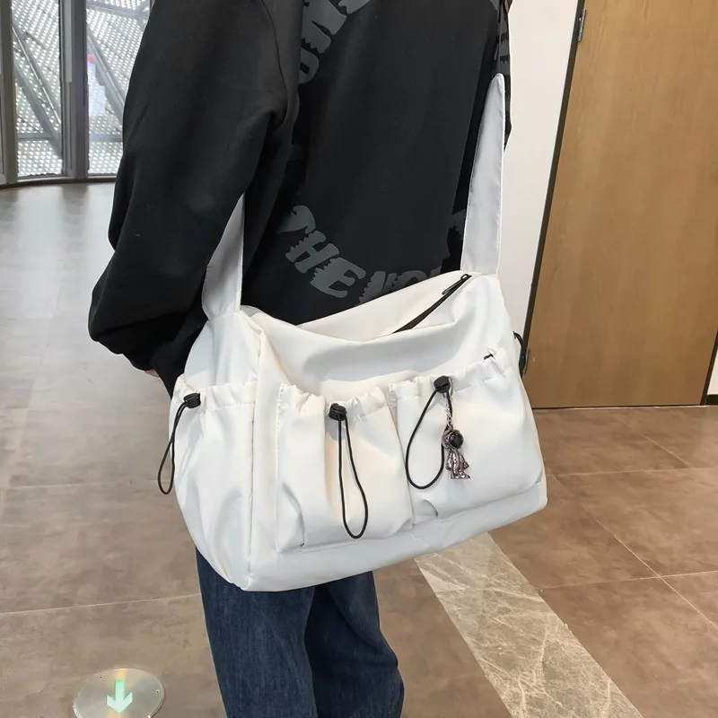 

Tooling Canvas Messenger Crossbody Bag Trendy Japanese Style Solid Color Large Capacity Shoulder Bag College Travel Work크로스백