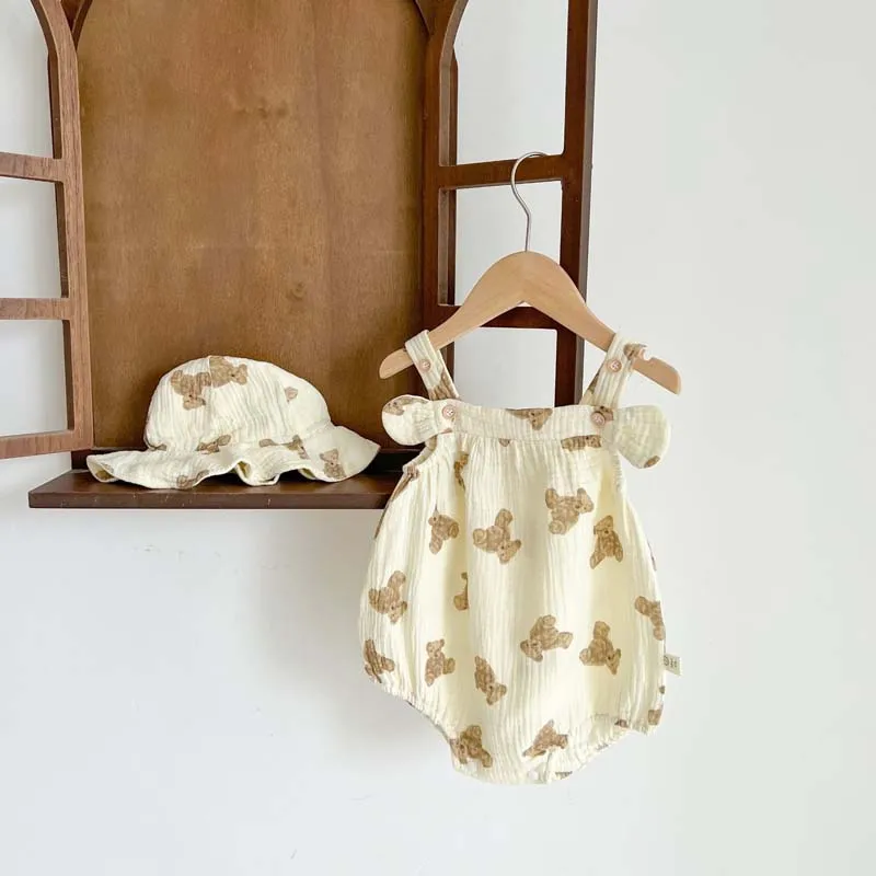 2pcs/set Baby Girl Summer Outfits Cartoon Bear Pattern Ruffled Flying Sleeve Romper with Cap