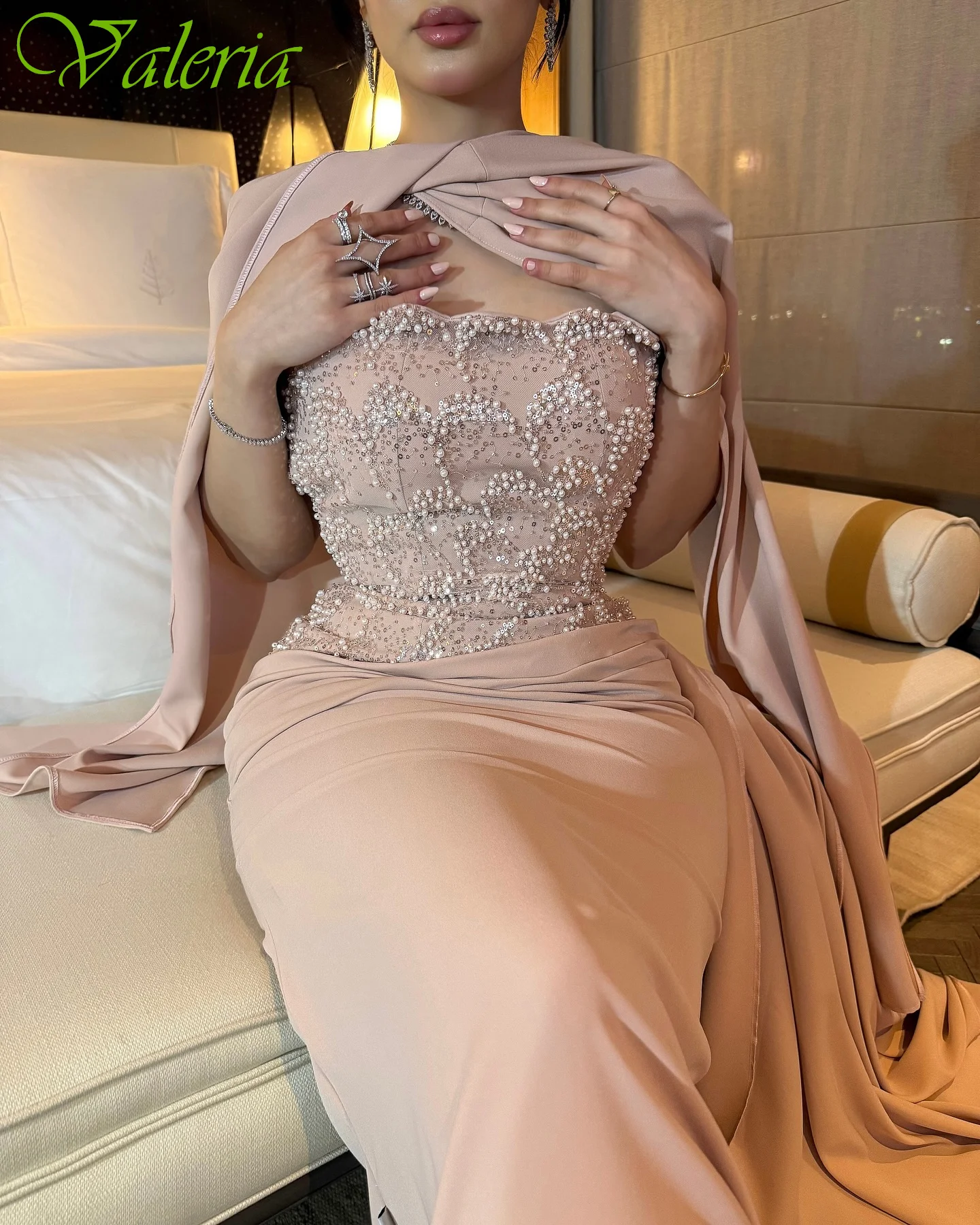 Abito da sera delicato con scialle a cappella senza spalline a sirena personalizzato Abiti da festa eleganti Abito da ballo dal temperamento classico