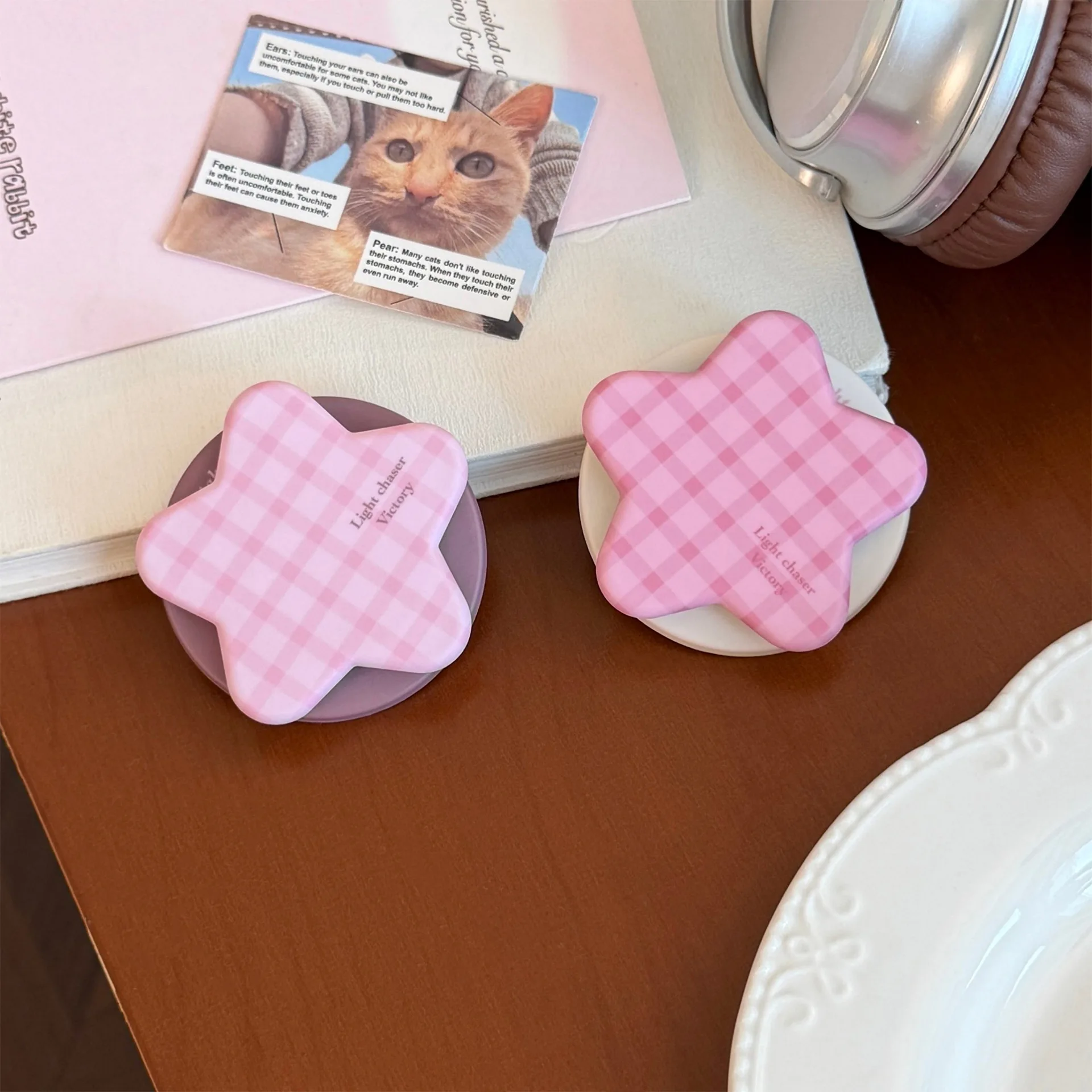 Macaron Star Magnetic Phone Grip Holder Portable Foldable Bracket Stand Finger Socket Cute Cell Mobile Phone Decor Accessories view 4