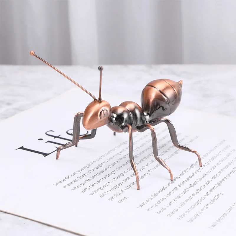 Ant Statue Abstract Art Metal Desk Decoration Crafts Jewelry Gold/Silver Ant Art Sculpture Room Aesthetic Decoration