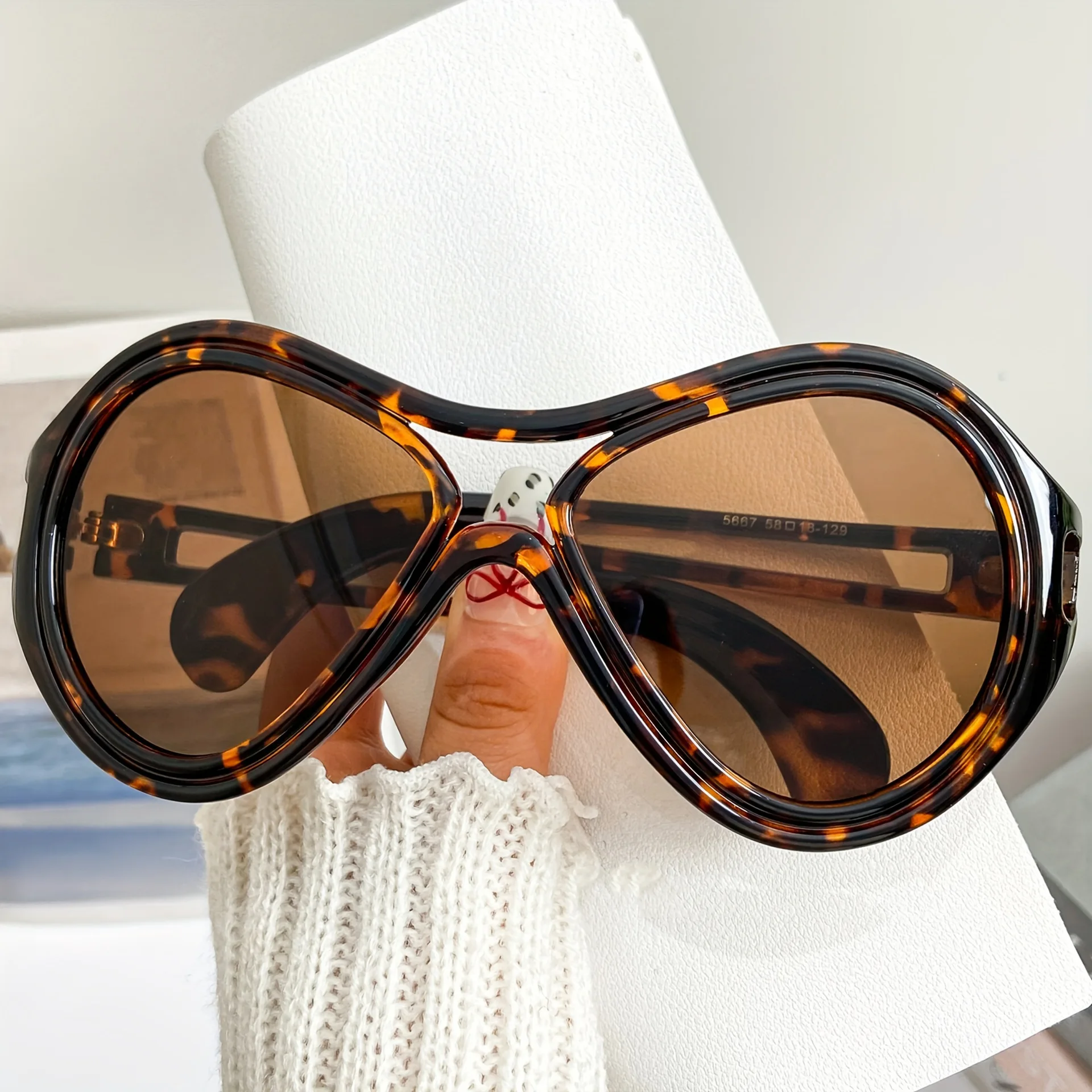 جديد جولة خمر الطيار النظارات الشمسية النساء الرجال التعميم نظارات شمسية الإناث النظارات Oculos دي سول للذكور الإناث النظارات