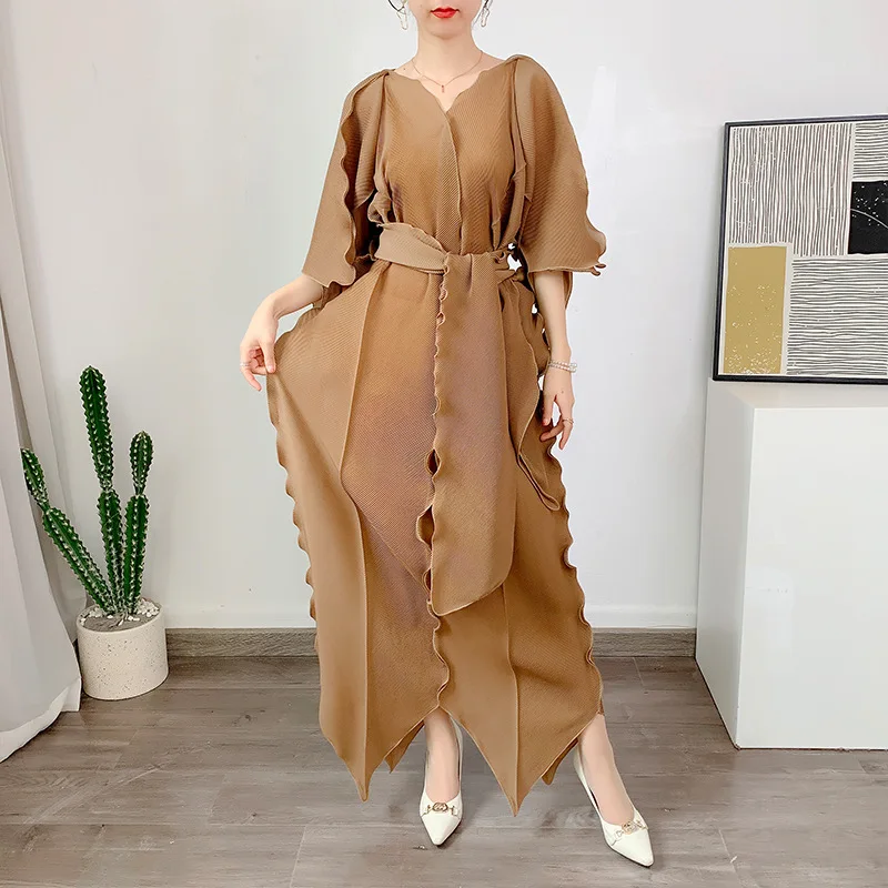 

Miyake Fold Wide Version Dress 2023 Spring and Summer New Belted Knee-length Skirt Loose Large Temperament Vintage Dress Skirt