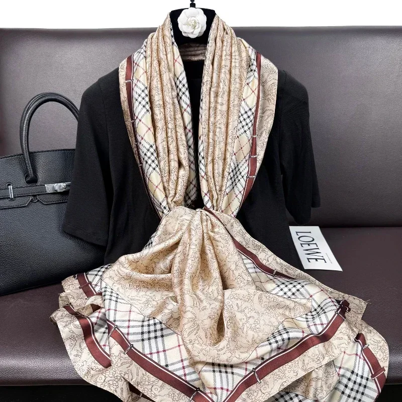 

Новый модный простой четырехсезонный универсальный парчовый длинный шелковый шарф с принтом, простой и элегантный темпераментный женский отпускной платок