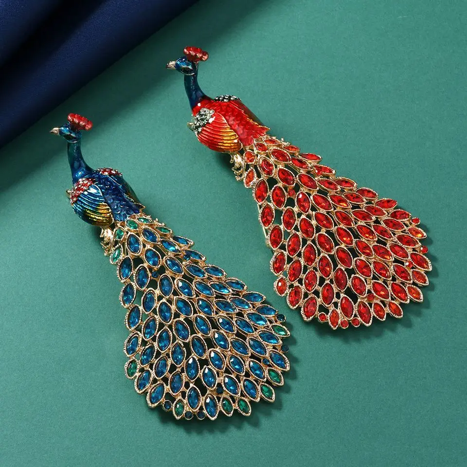 Vintage Heavy Industry Exaggerated Long Tail Peacock Brooch, Large Suit Coat with Pin Buckle Accessories