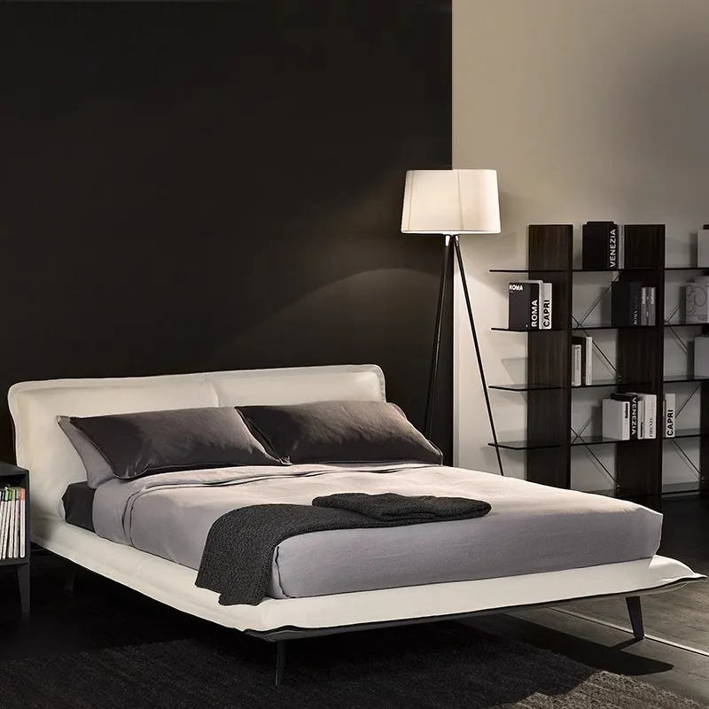 Italian Minimalist Leather Bed 1.8m Double Up-Holstered Bed Light Luxury Soft Nordic Style Modern Small Apartment Master Bedroom