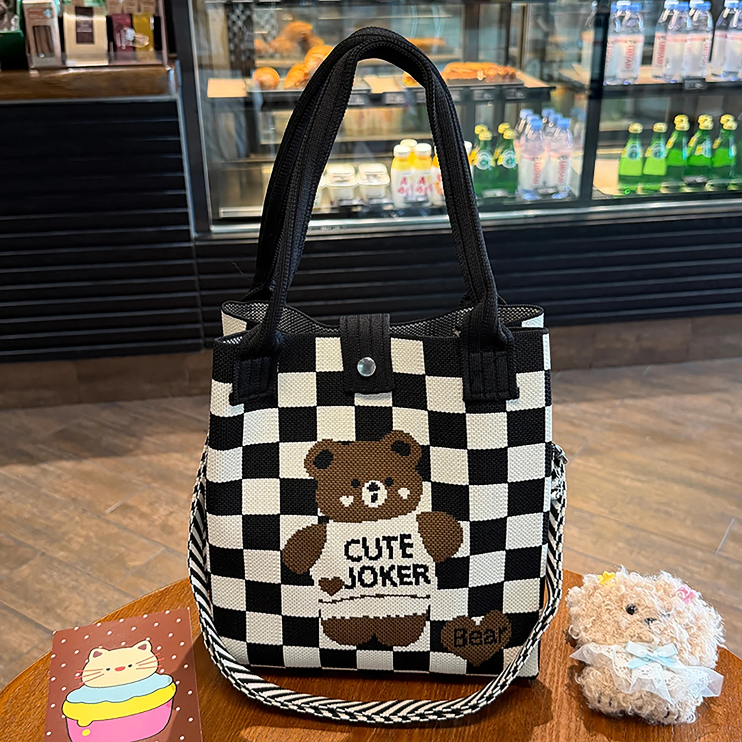Cartoon Bear High-Quality Eco-Friendly Gift Bag, Multifunctional Knitted Shoulder Bag, Large Capacity Tote Bag, Suitable for Gifting to Family, Friends, Classmates, Holiday Shopping, Fashionable Crossbody Bag, Daily Casual Outing, Carrying Essentials, Women's Handbag