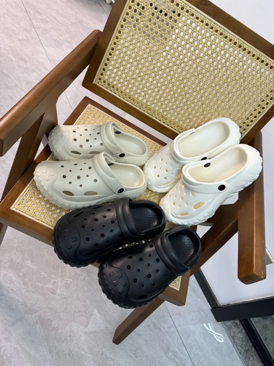 

Couple's Summer Thick Bottom Heel Boosting Anti-slip Toe Covering Clog Sandals Breathable EVA Slip-On Shoes