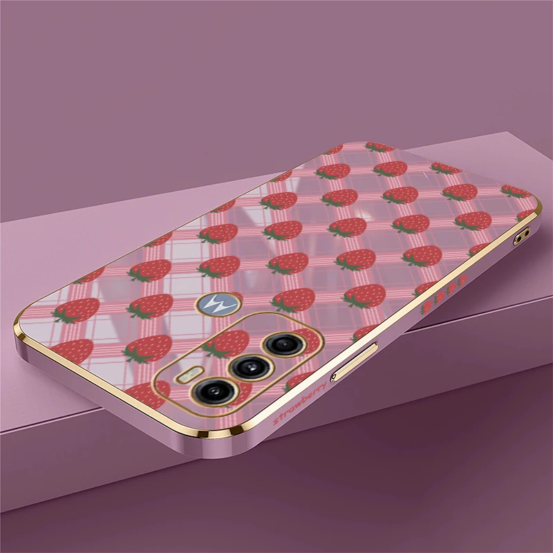 Motorola Moto G60 G53 G52 G50 G40 Fusion G30 G22 G10 E20 E7i Edge 20 G Stylus用 スマホケース プラチナメッキ ストロベリープリントカバー