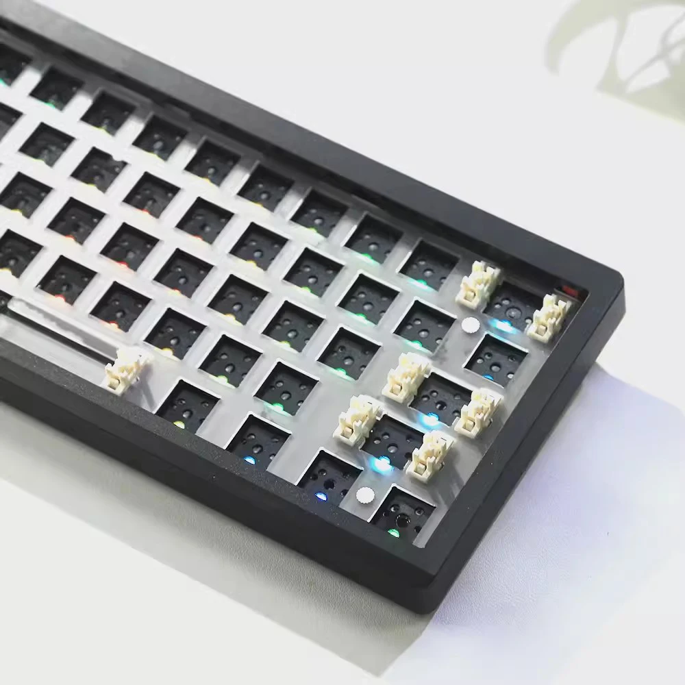 GMK61-Kit de clavier mécanique de jeu personnalisé, sans fil, échange à chaud, écran d'affichage, structure de joint rétroéclairée RVB, 3 modes, 2.4G