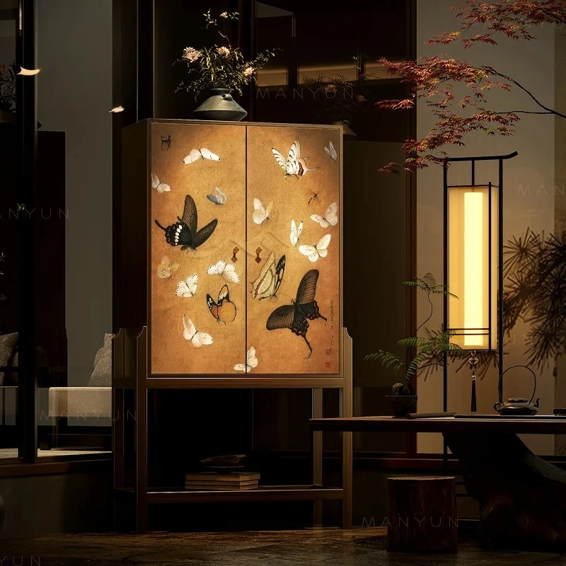 

Династия Сун Эстетическая изящная бабочка из массива дерева для прихожей Высокий шкаф для хранения вещей