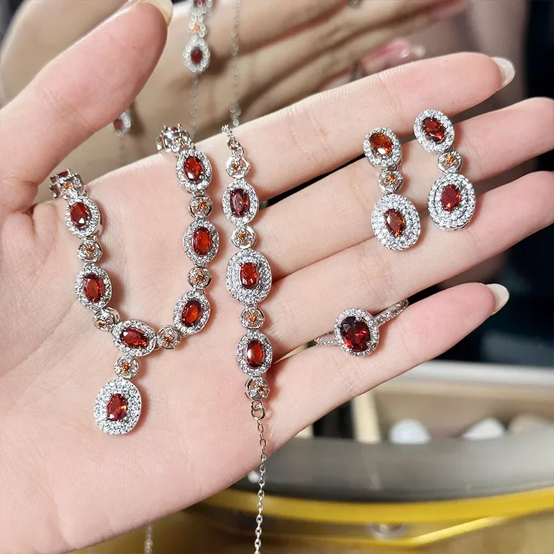 

MDL Moissanit1 Стильный комплект ювелирных изделий, женский сияющий геометрический кулон, 18-каратное покрытие, искусственный аргайл, гранат, красное ожерелье премиум-класса
