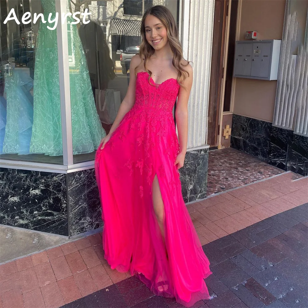 Aenyrst Rose Red Sweetheart A Line Avondjurken Kanten Backless Side Split Prom Gown Sweep Party Jurk فساتين السهرة 2024