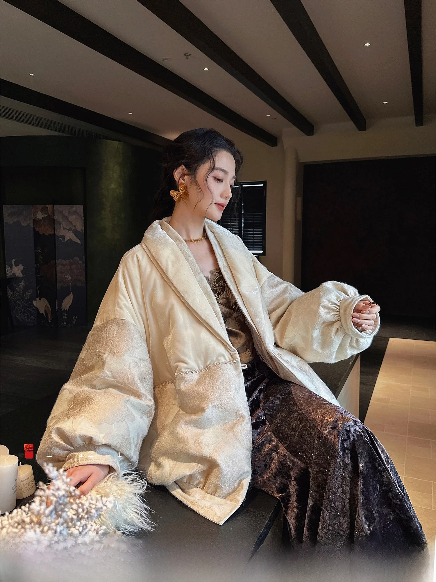

Sanji Bla Flower New Chinese Sle National Trend down Jaet Women's 2025 New Peony Patterned Silk Velvet Commute Sle