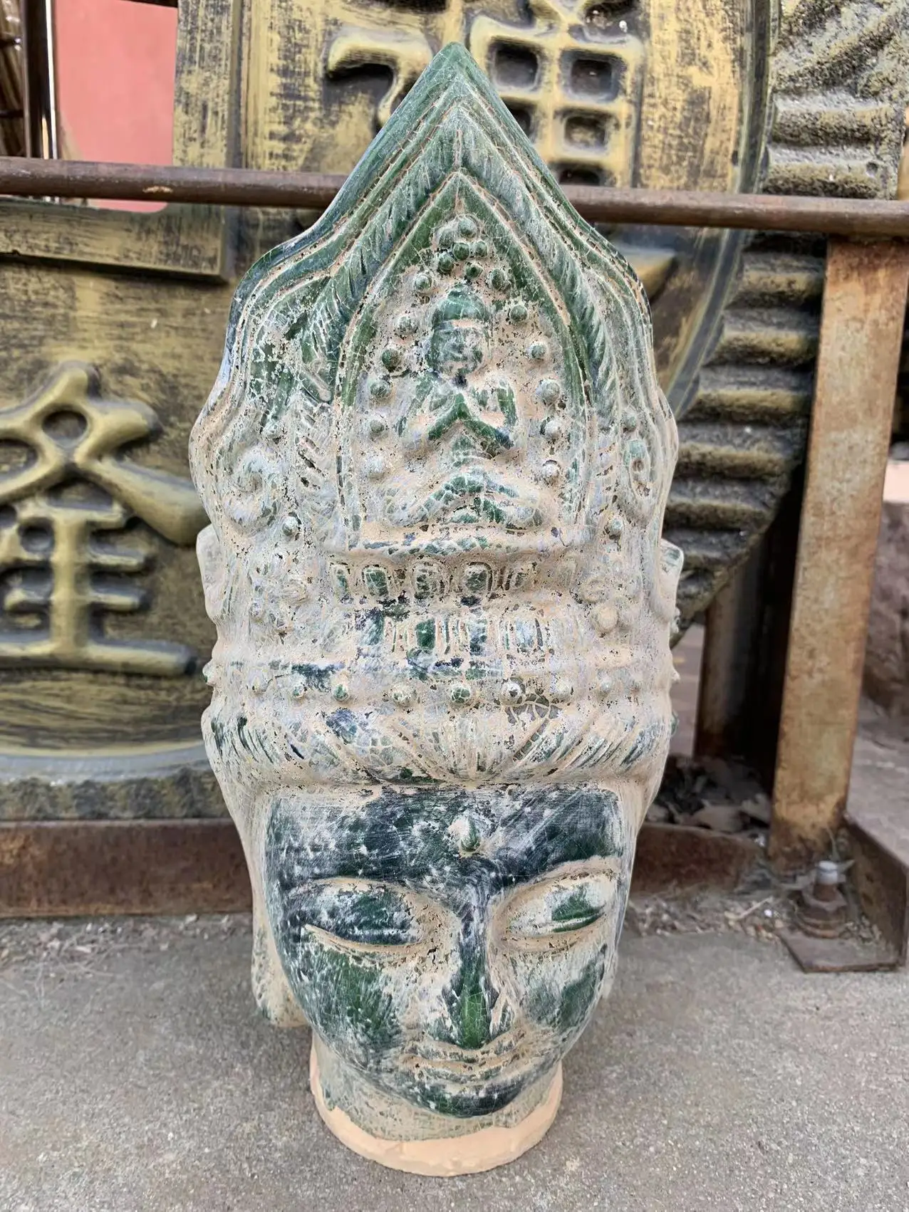 

Rare ola Song Dynasty porcelian green glaze Buddha head Statue,#04