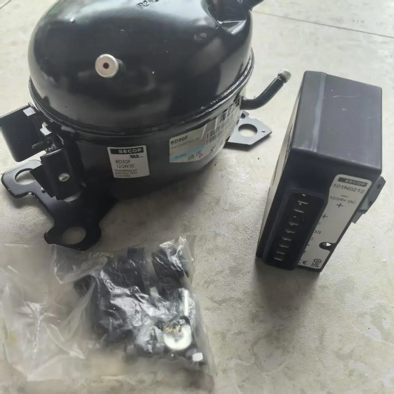 

Brand new for secop compressors: BD35F 101Z0200 BD50F 101Z1220 BD1.4F-VSD.3 101N0212 101N0390