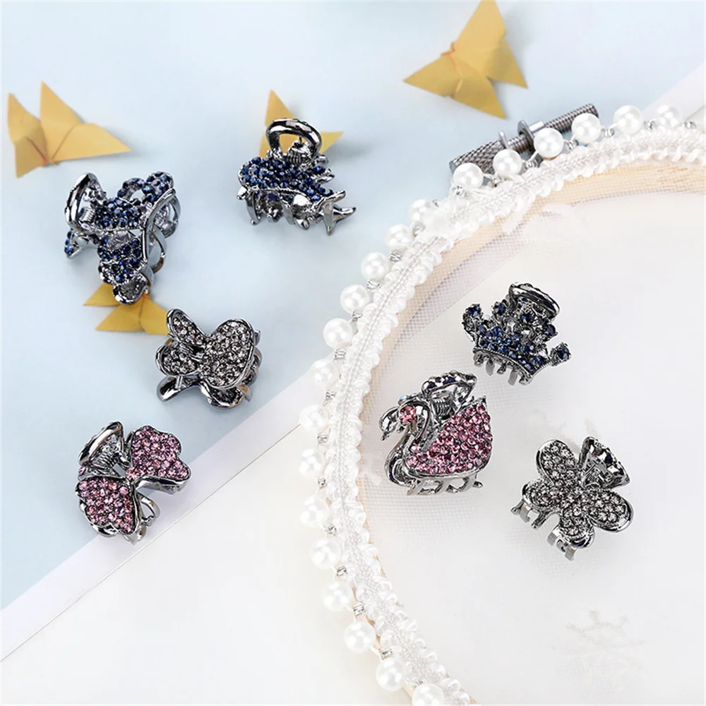 Small Luxury Rhinestone Hair Claw Clip Creative Swan Butterfly Shark Animal Hairpins Women Girls Makeup Washing Face Bangs Clip