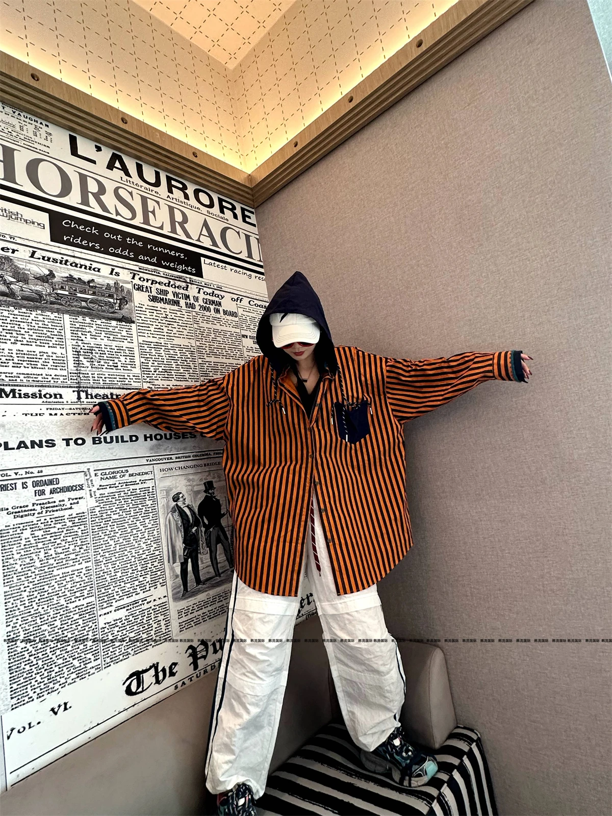 Oversize Shirt for Women 2025 Autumn New Cartoon Print Design Striped Shirt Mid-Length Loose Color-Block Hooded Top