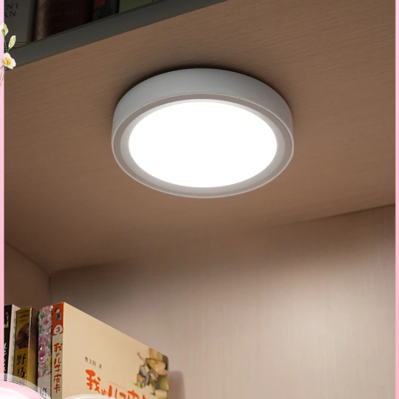 

Eye-protection desk lamp magnetically attracts dormitory bed top and bottom to charge cool