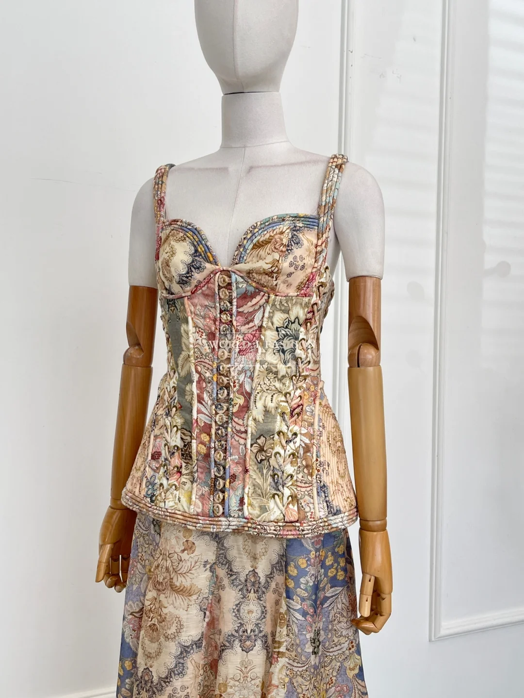 2025 nova moda rosa verde floral sem mangas sem costas vestido midi de alta qualidade