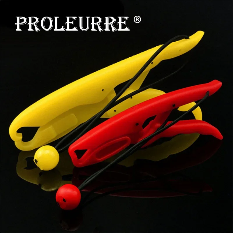 

Small 6.8" PP plastic Floating Fish Grip Team Catfish Controller Fishing Lip Grip Floating Gripper Fishing Pliers Fish Holder