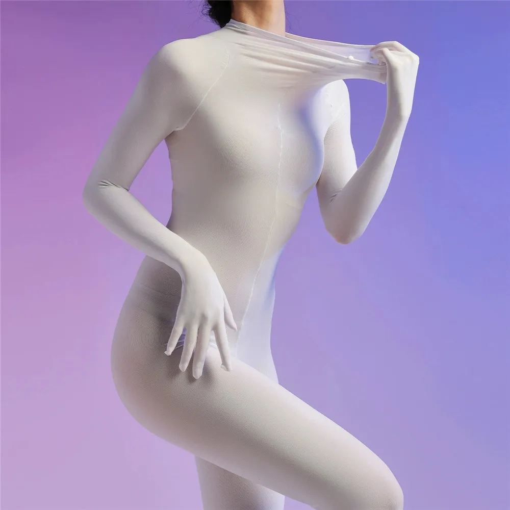 White Close Crotch