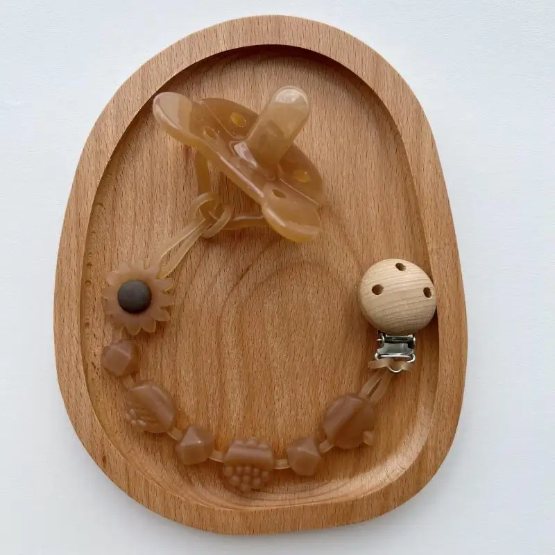 2025 Pinza calmante de silicona con bonito osito para bebés, pinza suave anticomiendo para manos, pinza para bebés de imitación de leche materna