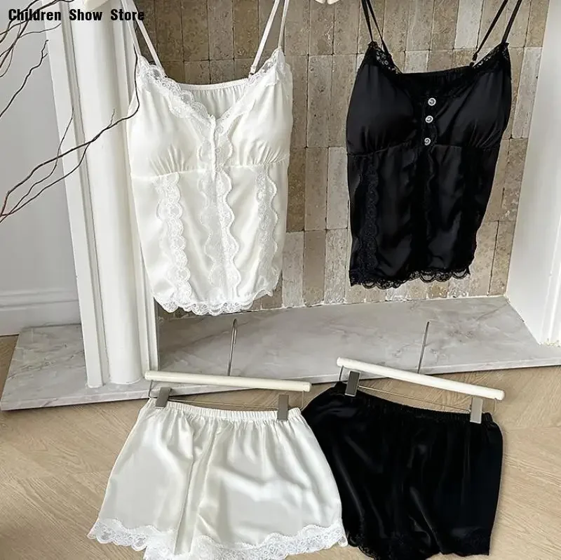 

Lace Ruffles Trim Cami Top Shorts Lady Rayon Pajamas Suit Sexy Lingerie Suit Homewear Summer Autumn New Loungewear Sleepshirt