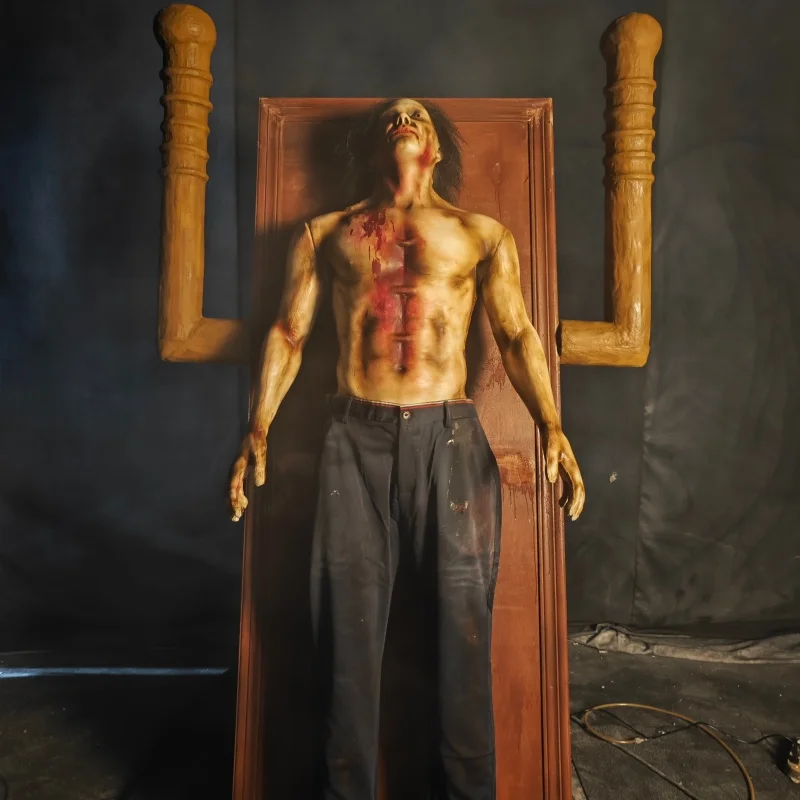 ATV&UTVHaunted House Props Horror Animatronics Life-size Scary Ghosts Products Horror Pneumatic Animatronics for Amusement Park