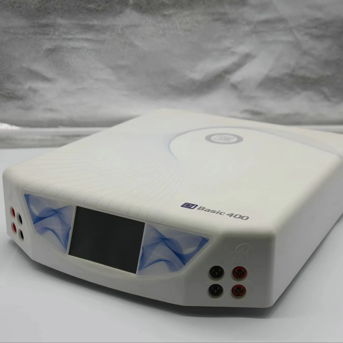 

Стабильный выход, регулируемое напряжение/токовый лабораторный источник питания, защита от перегрузки, OEM-пластик для электронных исследований и цифровых лабораторий