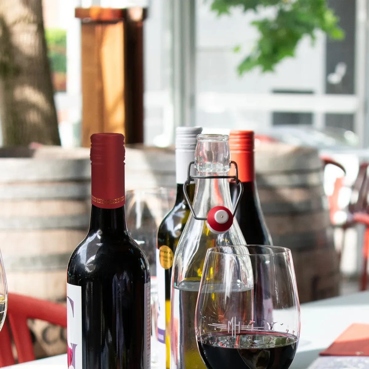 

100pcs Red Wine Sealed Cover Pp Plastic Wine Bottle Shrink Capsule For Bar Heat Shrinkable Cap Bottle Top Accessory