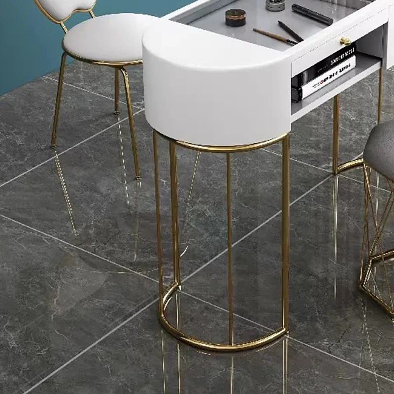 طاولة مع تخزين احترافية فاخرة وأظافر عصرية وحديثة ومكتب أظافر فرنسي أنيق وأثاث صالون Mancure