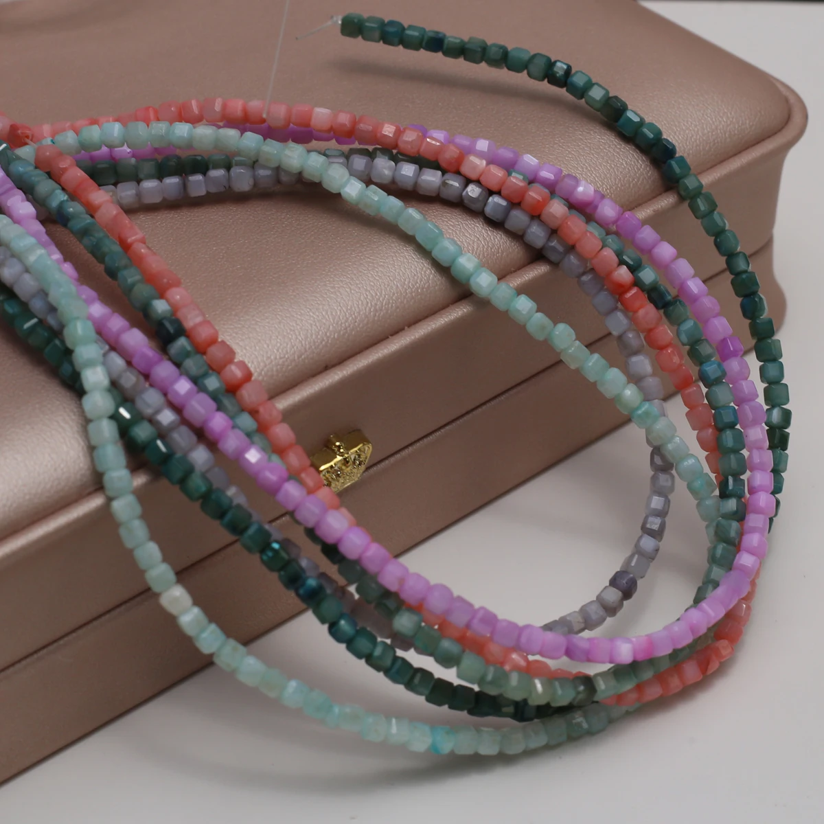 

3mm Square Natural Shell Beads Dyed Semi-Finished Strand Beads for Jewelry Making Supplies DIY Necklace Bracelet Accessories