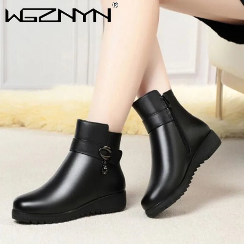 Luxury Winter Soft Leather Women's Boots Women Waterproof Non-slip Snow Boots Female Thick Plush Warm Cotton Shoes Mother Shoes