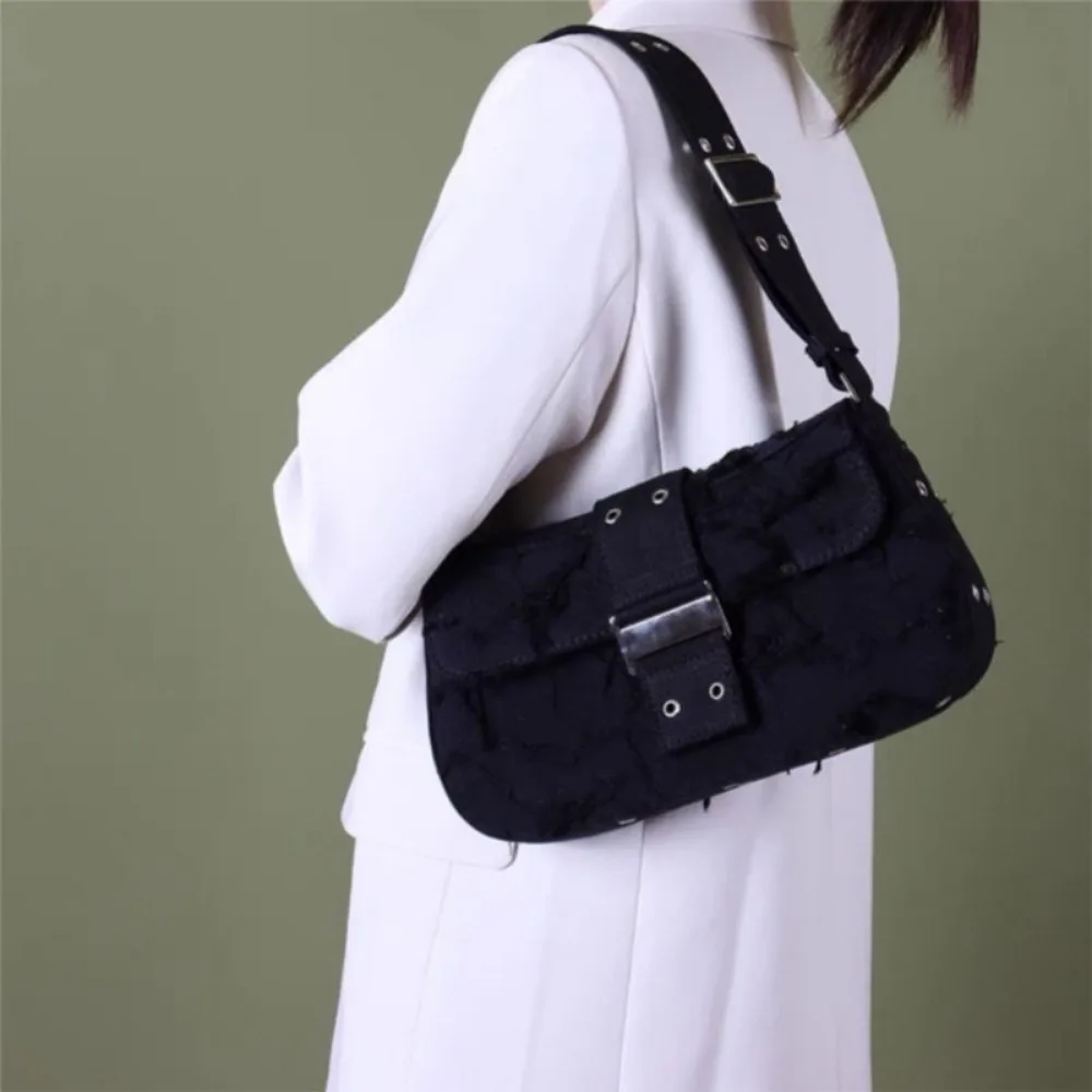 Korea Minority Cruel Exquisite England Style Shoulder Bag Vintage Magnetic Moto Student All-match Underarm Bags Tassels New Bags