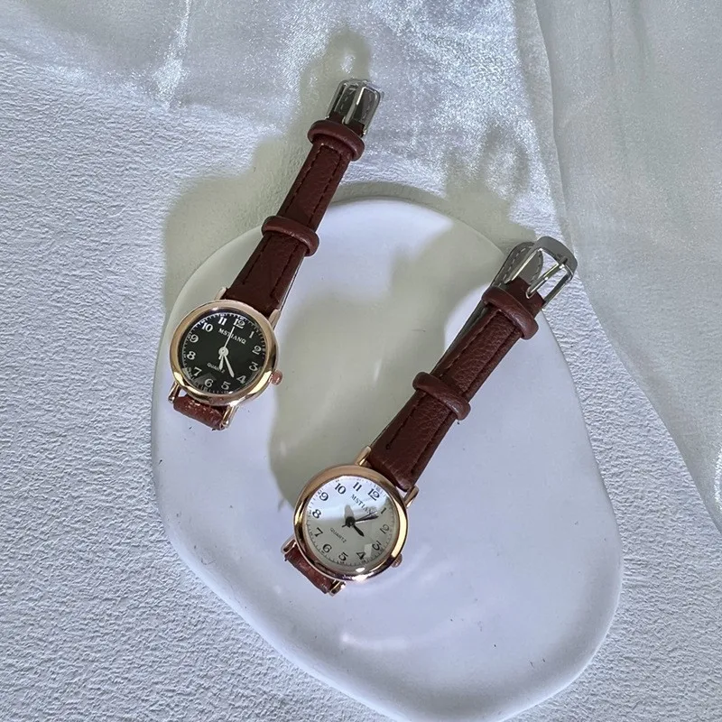 Exquisite Little Ladies Dress Watch Retro Leather Female Clock Brand Woman Fashion Mini Design Wrist Watch