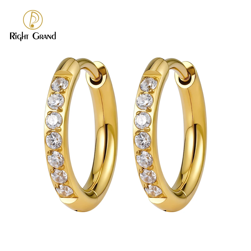 1 Pair Right Grand Brincos de Argola Huggie em Titânio ASTM F136 com Zircônias Cravejadas (Estilo Pavé) – Delicados, Leves, Calibre 18G, Banhados a Platina – Para Lóbulo ou Cartilagem