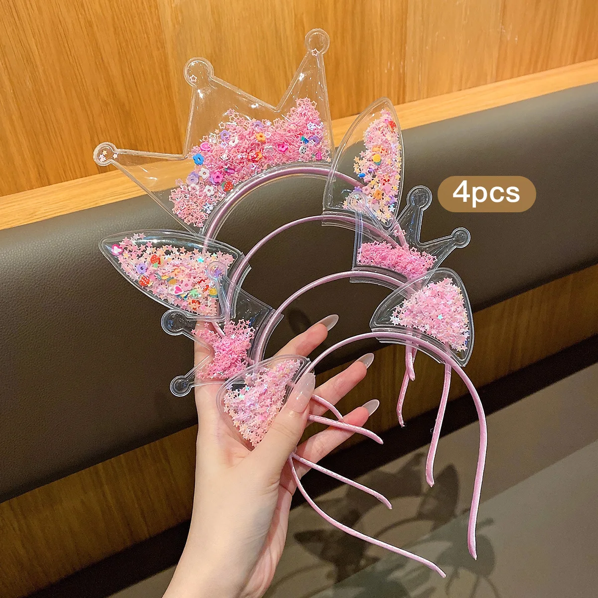 

4 pink flowing sofa hoops with sweet and cute hair clips suitable for daily use as hair accessories